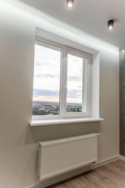 Cost of Glass Window Replacement in Van Nuys