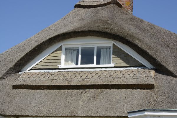 Cost of Eyebrow Window Replacement in Van Nuys